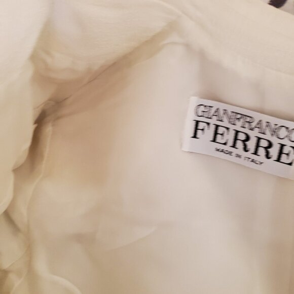 Gianfranco Ferre Vintage Women's Blazer Jacket Crepe Feminine Jacket Ivory Sz 2 - Picture 7 of 8